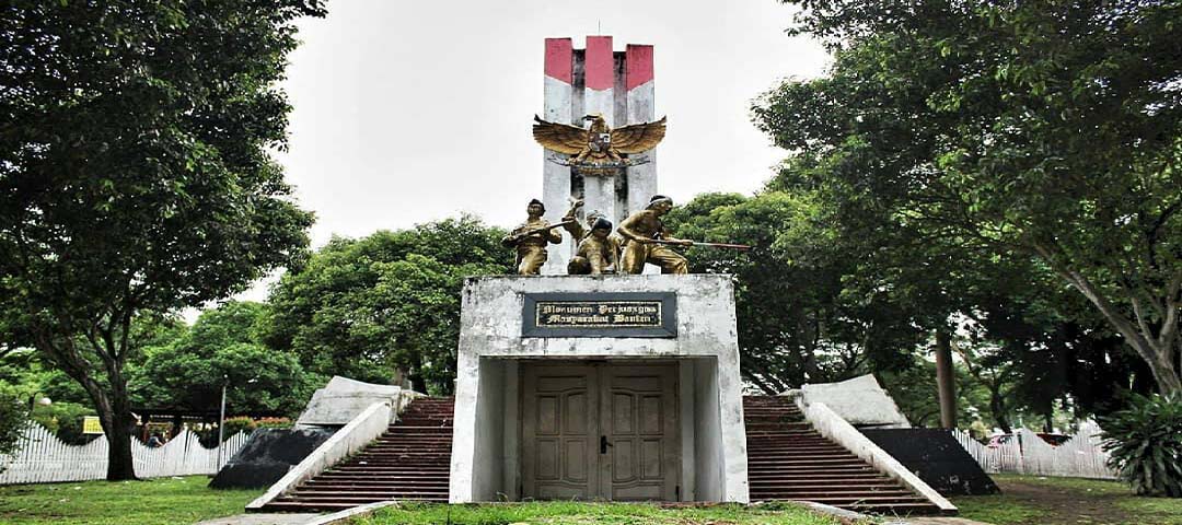 Edukasi hidup sehat untuk keluarga dan lingkungan yang lebih baik.