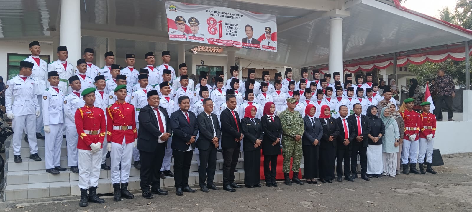 Kepala kelurahan Curug Manis Menghadiri Pengukuhan Paskibra Kecamatan Curug Tahun 2026